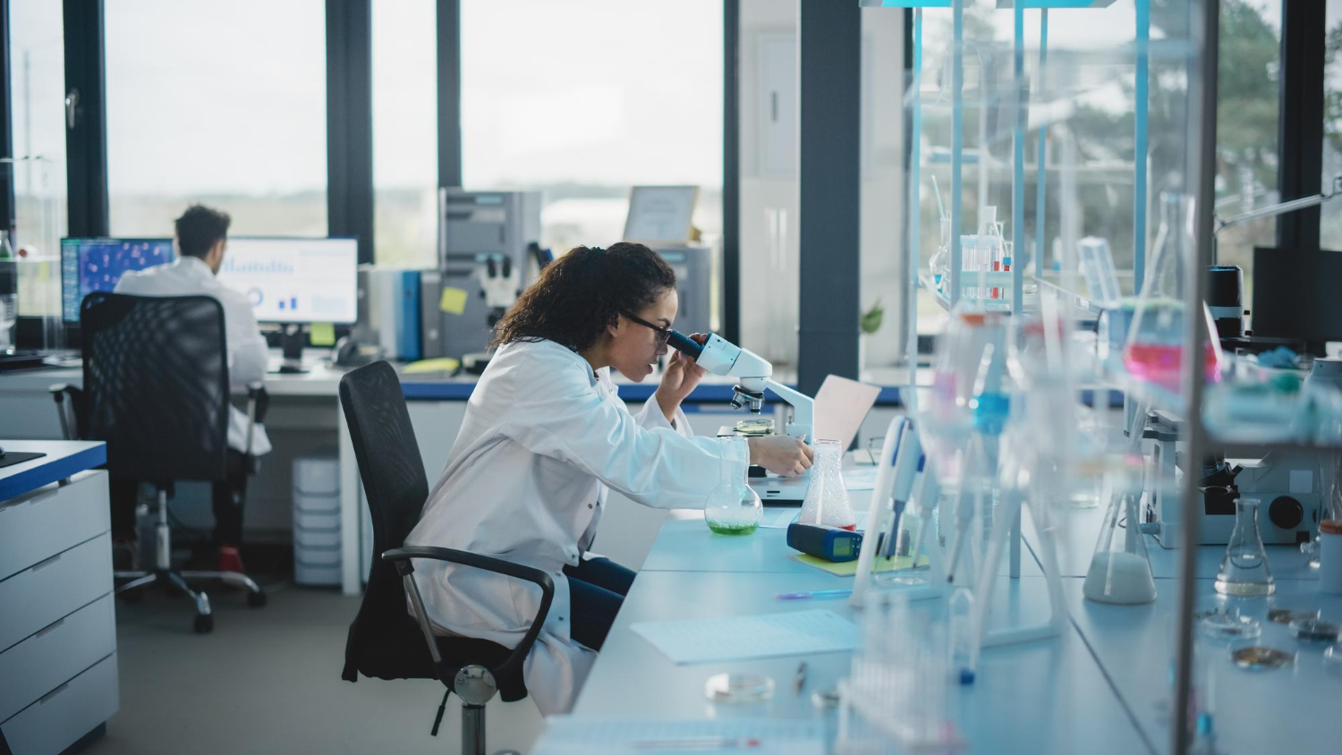 Lab bench testing equipment